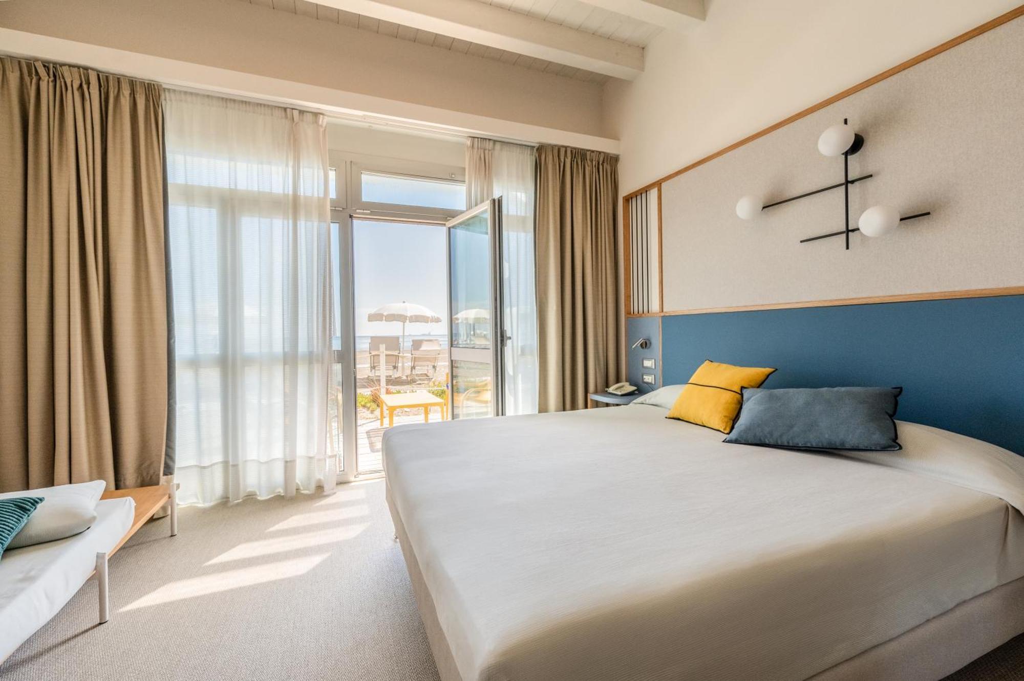 Terme Beach Resort Punta Marina Extérieur photo