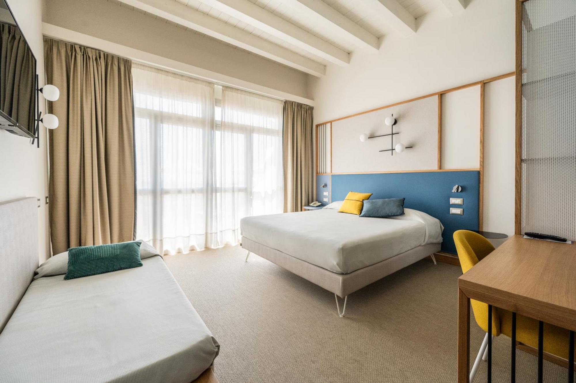 Terme Beach Resort Punta Marina Extérieur photo